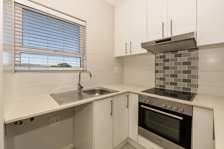 2 Bedroom Property for Sale in Table View Western Cape